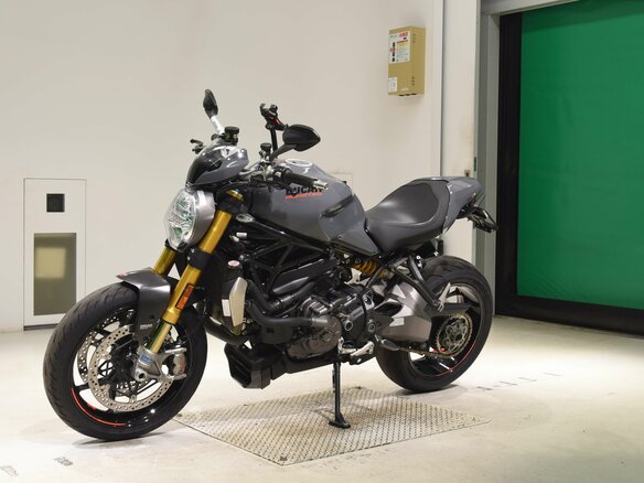 2017 Ducati Monster 1200, серый, 1000000 рублей - вид 1
