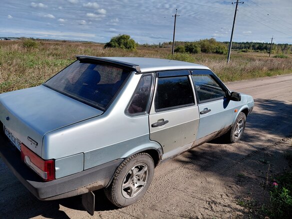 2001 Lada (ВАЗ) 21099, серебристый, 70000 рублей - вид 2