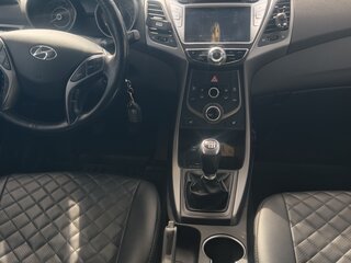 2015 Hyundai Elantra V (MD) Рестайлинг, чёрный, 1130000 рублей, вид 5
