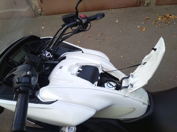 2013 Honda CTX 700, белый, 700000 рублей - вид 9