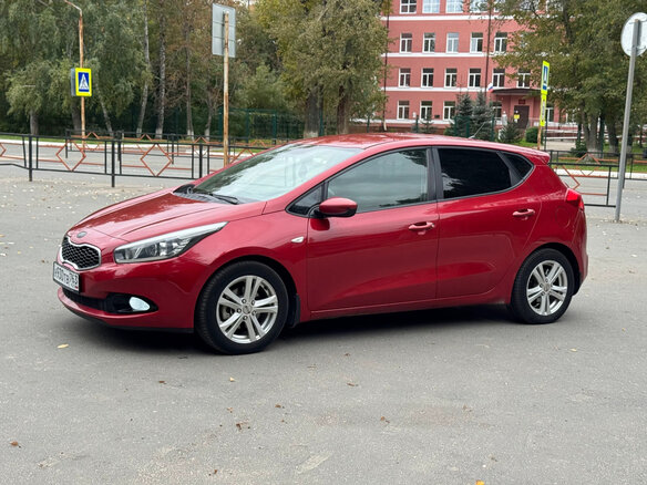 2013 Kia Ceed II, красный, 570000 рублей - вид 1