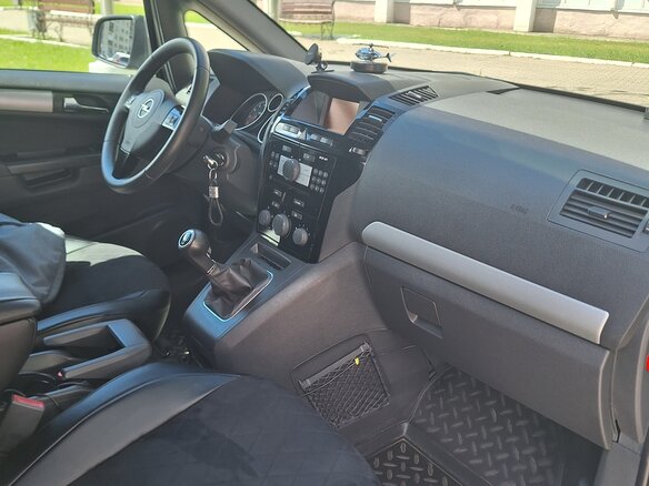 2011 Opel Zafira B Рестайлинг, серый, 1040000 рублей - вид 16