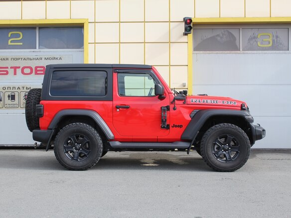 2020 Jeep Wrangler IV (JL), чёрный, 4995000 рублей - вид 6