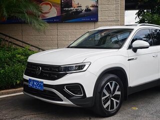 2023 Volkswagen Tayron I Рестайлинг, белый, 1955000 рублей, вид 4