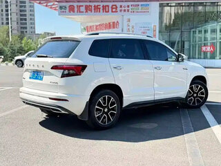2022 Skoda Karoq DSG7 I, белый, 1535000 рублей, вид 4