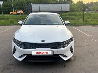 2020 Kia K5 III, белый, 1800000 рублей, вид 1