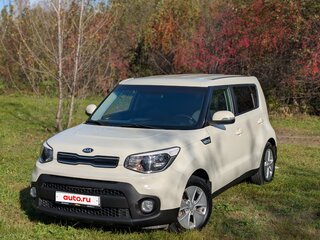 2018 Kia Soul II Рестайлинг, бежевый, 1470000 рублей, вид 1