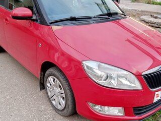 2011 Skoda Fabia II Рестайлинг, красный, 650000 рублей, вид 1
