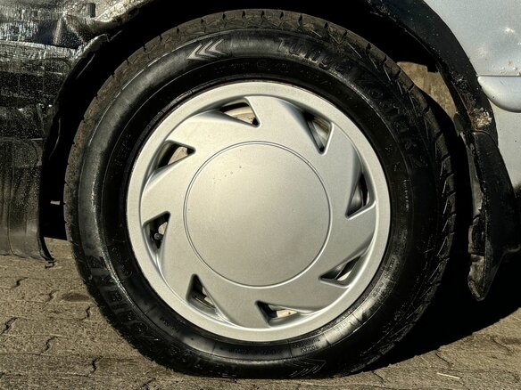 2004 Mitsubishi Lancer IX, серебристый, 140000 рублей - вид 8