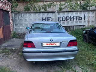 2000 BMW 7 серии 735i III (E38) Рестайлинг, серый, 375000 рублей, вид 2