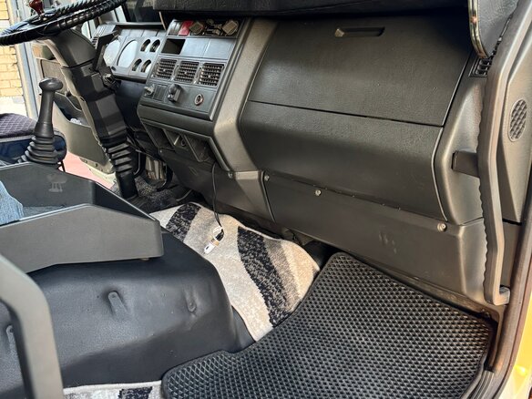 2000 Iveco EuroCargo, белый, 1650000 рублей - вид 20