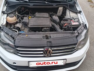 2019 Volkswagen Polo V Рестайлинг, белый, 960000 рублей, вид 1