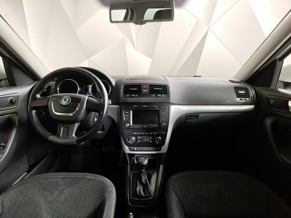 2011 Skoda Yeti I, белый - вид 13