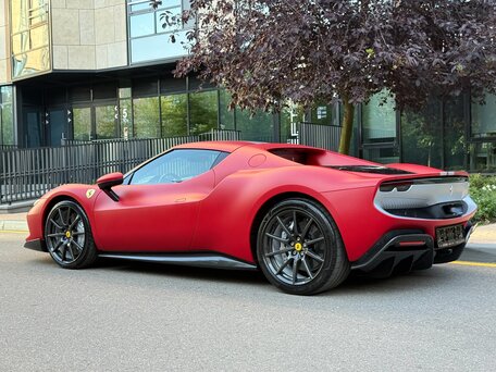 2023 Ferrari 296 GTB, красный, 29900000 рублей, вид 4