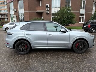 2020 Porsche Cayenne GTS III, серый, 13500000 рублей, вид 3