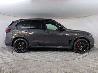 2026 BMW X5 M60i IV (G05/G18) Рестайлинг, серый, 20250000 рублей, вид 5