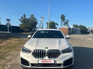2022 BMW X6 40i III (G06), белый, 8500000 рублей, вид 2
