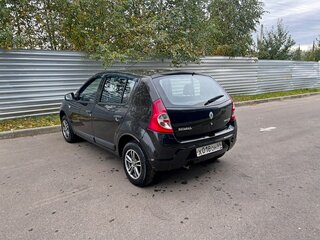 2011 Renault Sandero I, чёрный, 350000 рублей, вид 4
