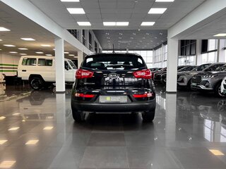 2011 Kia Sportage III, чёрный, 1390000 рублей, вид 4