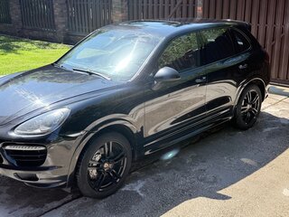 2013 Porsche Cayenne S Diesel II (958), чёрный, 3690000 рублей, вид 1