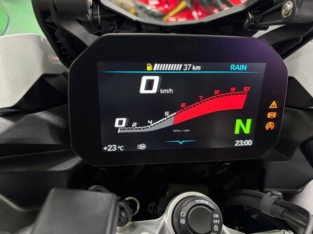 2025 BMW F 900 XR, белый, 1399000 рублей, вид 5