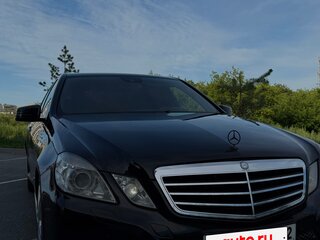 2010 Mercedes-Benz E-Класс 200 5G-Tronic IV (W212, S212, C207), чёрный, 1100000 рублей, вид 2