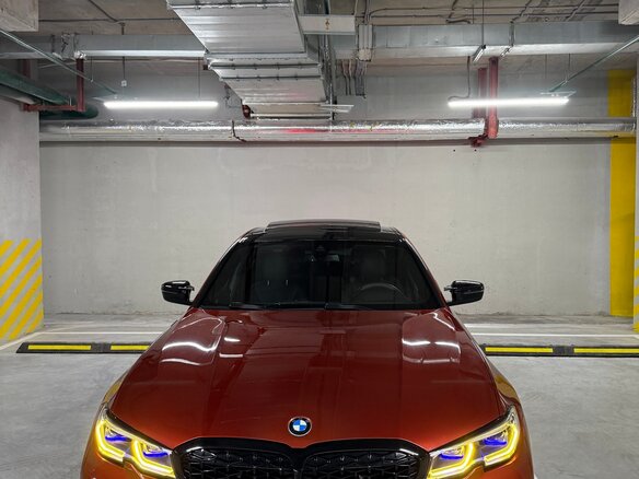 2019 BMW 3 серии 330i xDrive VII (G2x), красный, 3055000 рублей - вид 1