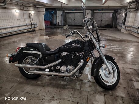 2001 Honda VT 1100, чёрный, 501000 рублей, вид 5