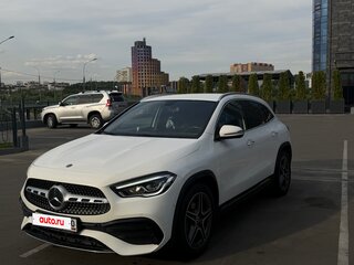 2020 Mercedes-Benz GLA 250 II (H247), белый, 3500000 рублей, вид 1