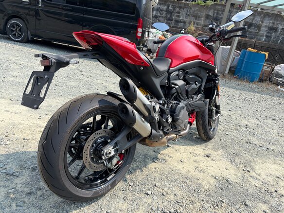 2023 Ducati Monster 937, красный, 989000 рублей - вид 17