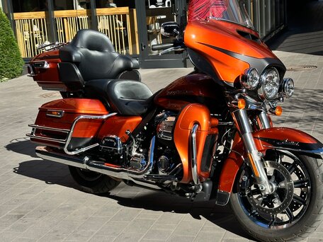 2018 Harley-Davidson Electra Glide, оранжевый, 2500000 рублей, вид 1