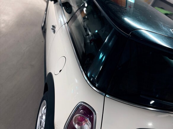 2012 Mini Hatch Cooper II (R56) Рестайлинг, белый - вид 17