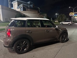 2011 Mini Countryman Cooper S I, коричневый, 800000 рублей, вид 3