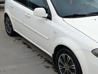 2011 Chevrolet Lacetti I, белый, 650000 рублей, вид 2