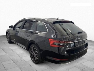 2022 Skoda Superb III Рестайлинг, чёрный, 3700000 рублей, вид 5