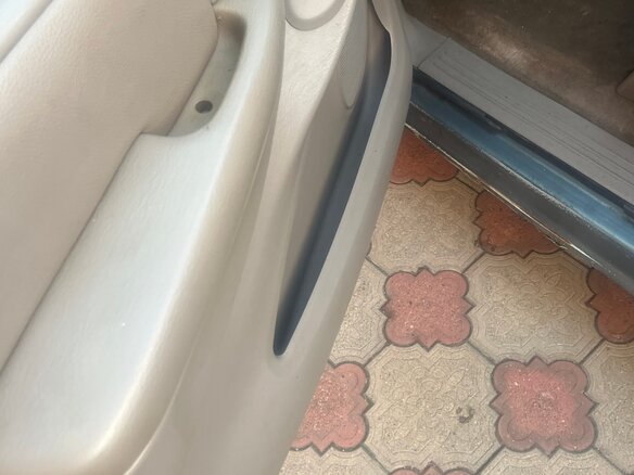 2003 Dodge Caravan IV, серый - вид 5