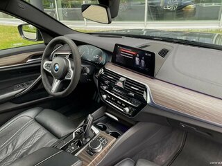 2019 BMW 5 серии 530d xDrive VII (G30/G31/G38), чёрный, 4450000 рублей, вид 4