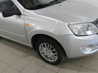 2012 Lada (ВАЗ) Granta I, серебристый, 425000 рублей, вид 4