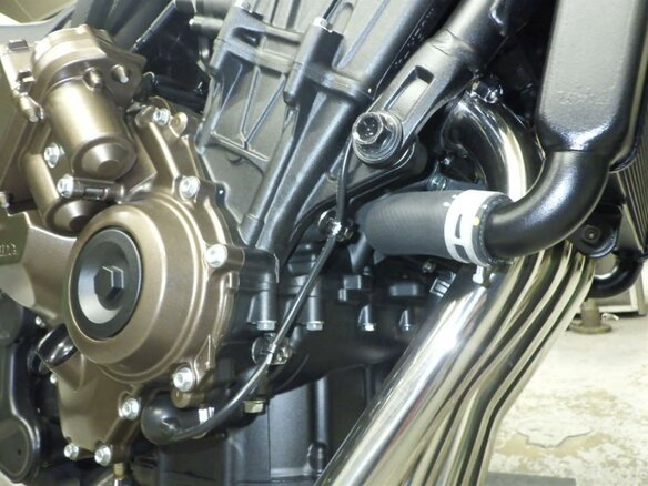 2026 Honda CB 650R, серый, 1377000 рублей - вид 6