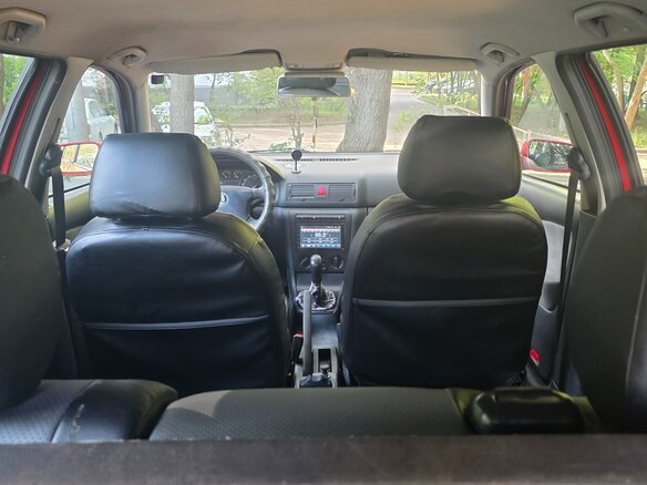 2005 Skoda Octavia I (A4) Рестайлинг, красный, 315000 рублей - вид 9