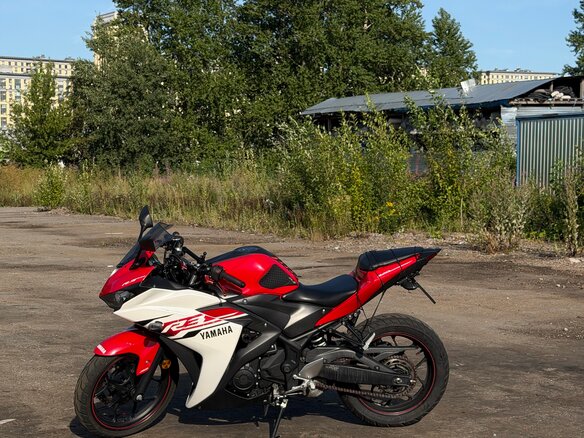 2015 Yamaha YZF-R3, красный, 490000 рублей