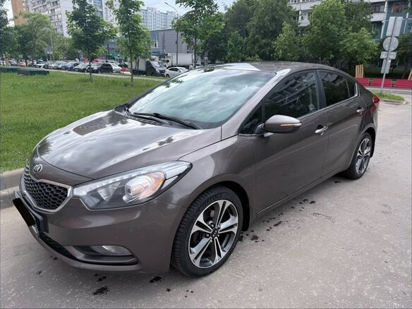 2013 Kia Cerato III, бежевый, 1300000 рублей