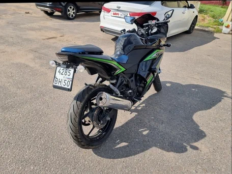 2009 Kawasaki Ninja 250R, чёрный, 220000 рублей, вид 5