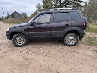 2013 Chevrolet Niva I Рестайлинг, коричневый, 490000 рублей, вид 4