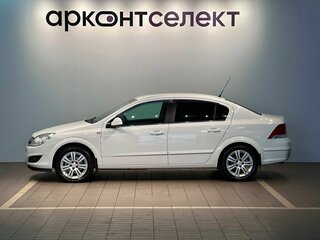 2011 Opel Astra H Рестайлинг, белый, 622000 рублей, вид 5