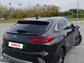 2020 Kia XCeed I, чёрный, 2000000 рублей, вид 3