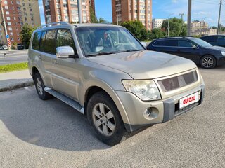 2008 Mitsubishi Pajero IV, бежевый, 1350000 рублей, вид 2
