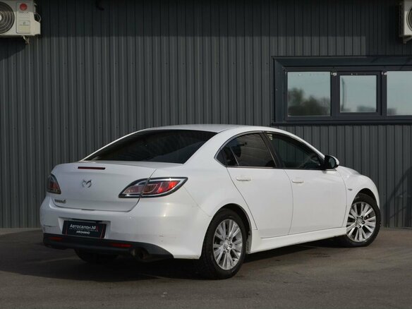 2010 Mazda 6 II (GH) Рестайлинг, белый, 659999 рублей - вид 5