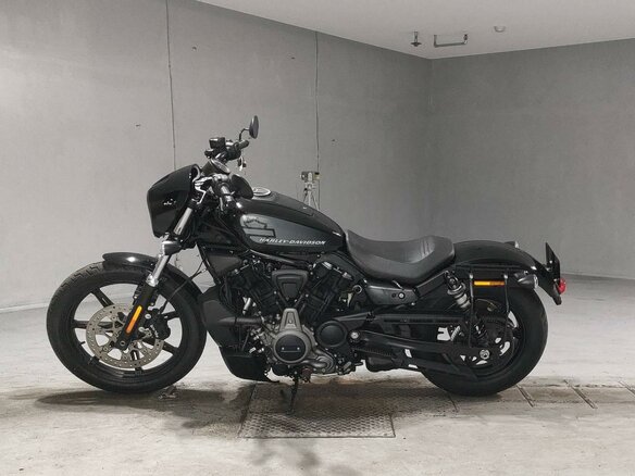 2022 Harley-Davidson Nightster, чёрный, 1177000 рублей