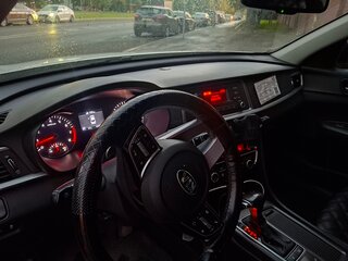 2020 Kia Optima IV Рестайлинг, белый, 1100000 рублей, вид 4